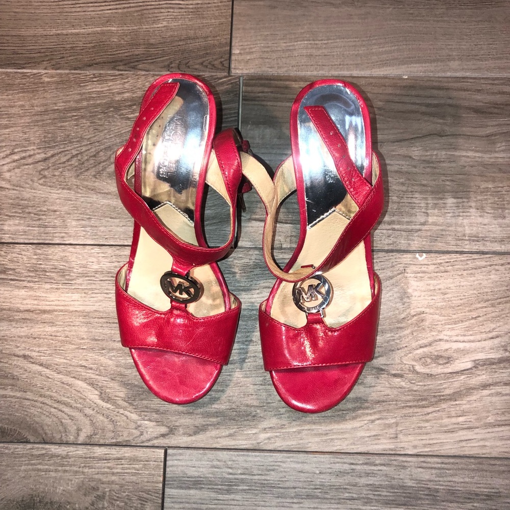 MICHAEL KORS RED LEATHER HEELS